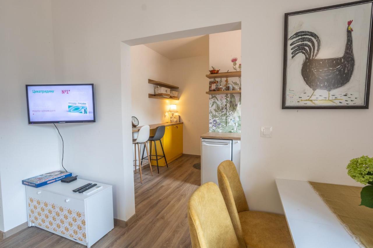 Linden House - A Lovely Apartment In Central Varna Exterior foto